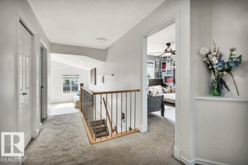 2426 34A Avenue Nw, Edmonton, AB 