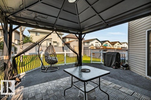2426 34A Avenue Nw, Edmonton, AB 