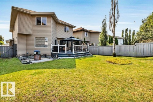 2426 34A Avenue Nw, Edmonton, AB 