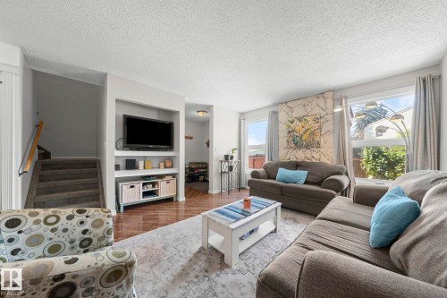17123 109 Street Nw, Edmonton, AB 