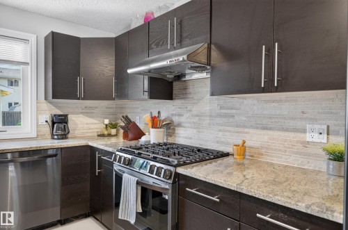 17311 101 Street Nw, Edmonton, AB 
