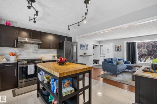 17311 101 Street Nw, Edmonton, AB 