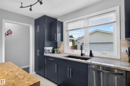 17311 101 Street Nw, Edmonton, AB 