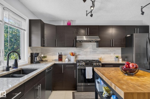 17311 101 Street Nw, Edmonton, AB 
