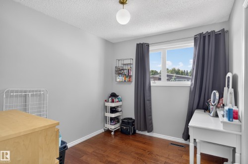 17311 101 Street Nw, Edmonton, AB 