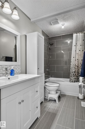 17311 101 Street Nw, Edmonton, AB 