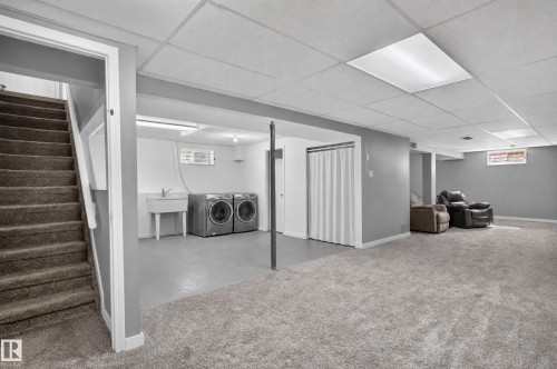 17311 101 Street Nw, Edmonton, AB 