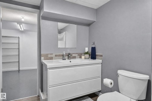 17311 101 Street Nw, Edmonton, AB 