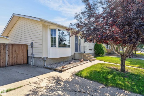 17311 101 Street Nw, Edmonton, AB 