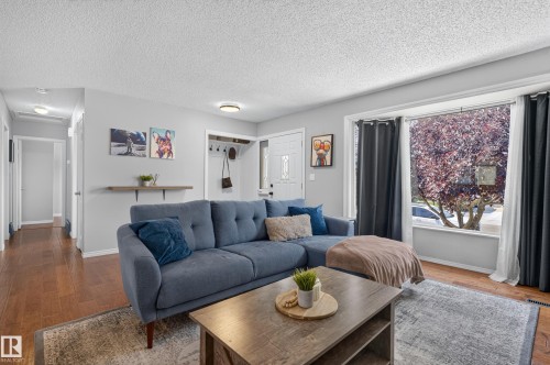 17311 101 Street Nw, Edmonton, AB 
