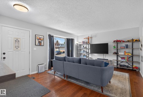17311 101 Street Nw, Edmonton, AB 