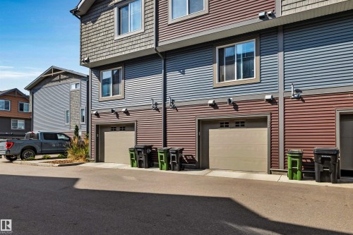 #33 3025 151 Av Nw, Edmonton, AB 