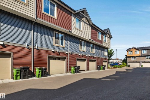 #33 3025 151 Av Nw, Edmonton, AB 