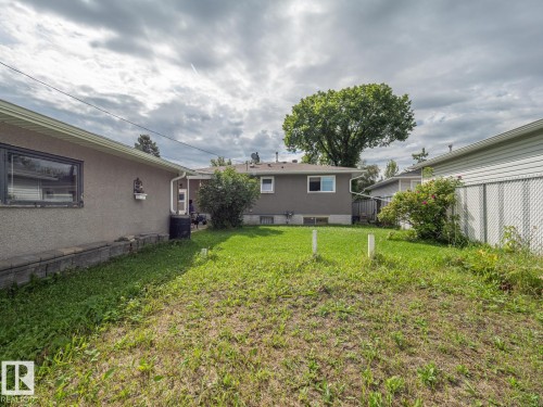 16706 80 Avenue Nw, Edmonton, AB 