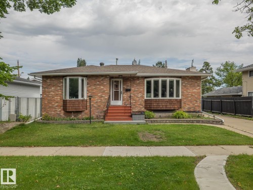 16706 80 Avenue Nw, Edmonton, AB 