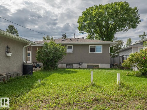 16706 80 Avenue Nw, Edmonton, AB 