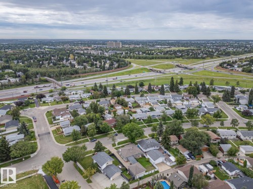 16706 80 Avenue Nw, Edmonton, AB 
