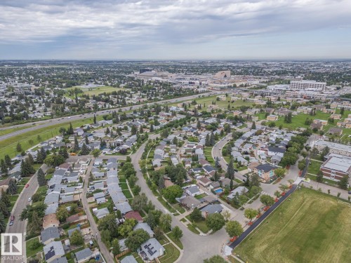 16706 80 Avenue Nw, Edmonton, AB 