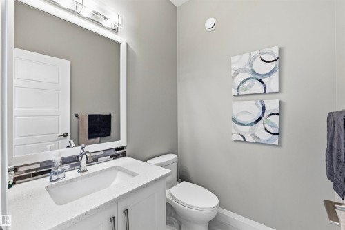 1715 163 Street Sw, Edmonton, AB 