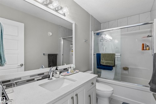 1715 163 Street Sw, Edmonton, AB 