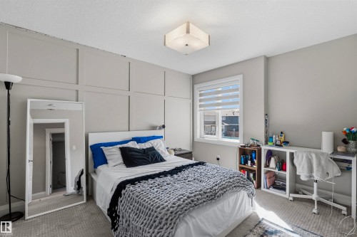 1715 163 Street Sw, Edmonton, AB 