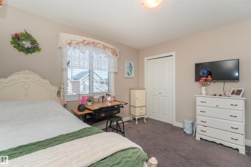 2304 89 Street Sw, Edmonton, AB 