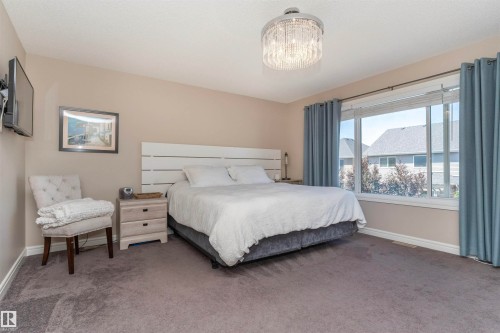 2304 89 Street Sw, Edmonton, AB 