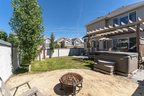 2304 89 Street Sw, Edmonton, AB 
