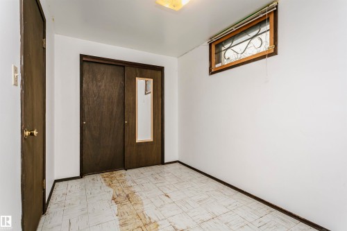 Additional content - 11440 44A Avenue Nw, Edmonton, AB 