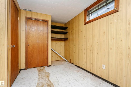 Additional content - 11440 44A Avenue Nw, Edmonton, AB 