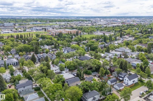 10623 75 Avenue Nw, Edmonton, AB 