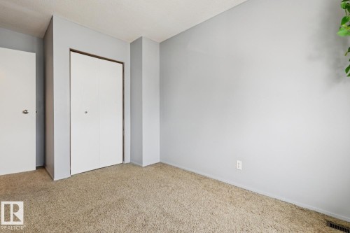 11421 22 Avenue Nw, Edmonton, AB - Indoor Photo Showing Other Room