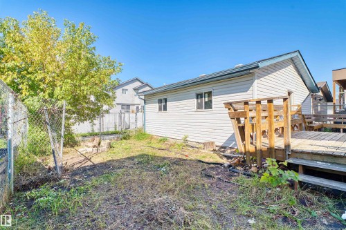 Additional content - 13028 34 Street Nw, Edmonton, AB 
