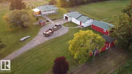12272 28 Highway   Rural Smoky Lake County, AB T0A 3E0