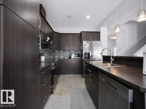 3101 Arthurs Crescent Sw, Edmonton, AB 