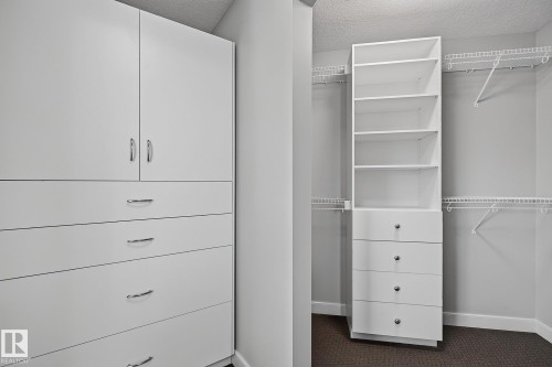 Walk in closet - 5 Verona Crescent, Spruce Grove, AB 