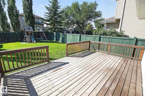 Roomy deck - 5 Verona Crescent, Spruce Grove, AB 