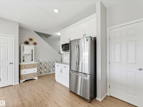 Additional content - 2435 12 Avenue Nw, Edmonton, AB 