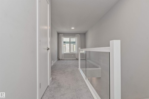#17 1729 Keene Cr Sw, Edmonton, AB - Indoor Photo Showing Other Room