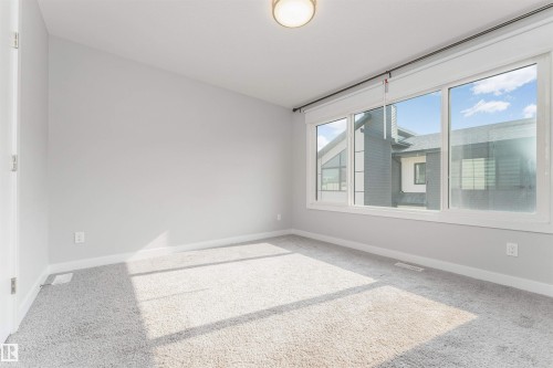 #17 1729 Keene Cr Sw, Edmonton, AB - Indoor Photo Showing Other Room