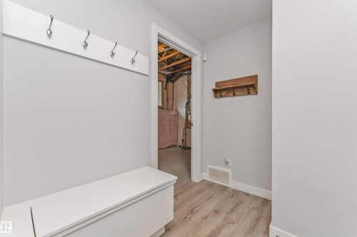 #17 1729 Keene Cr Sw, Edmonton, AB - Indoor Photo Showing Other Room
