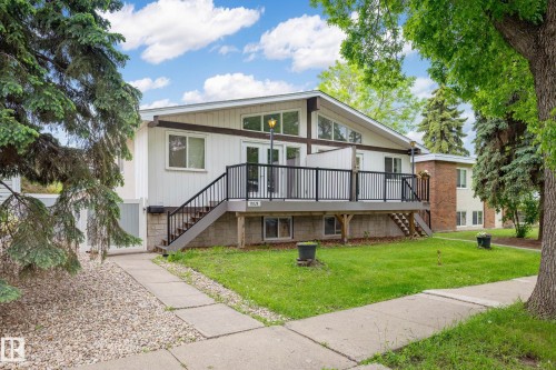 11828 & 11830 45 Street Nw, Edmonton, AB 