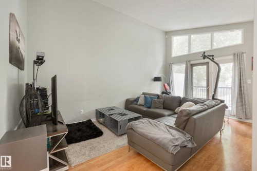 11828 & 11830 45 Street Nw, Edmonton, AB 