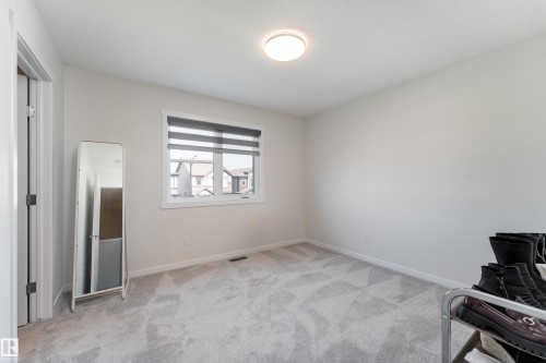 4659 175 Avenue Nw, Edmonton, AB 