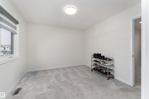 4659 175 Avenue Nw, Edmonton, AB 