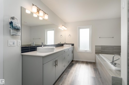 4659 175 Avenue Nw, Edmonton, AB 