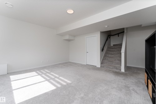 4659 175 Avenue Nw, Edmonton, AB 