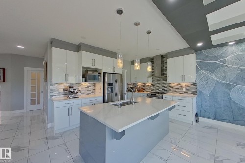 1304 165 Street Sw, Edmonton, AB 