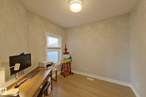 1304 165 Street Sw, Edmonton, AB 