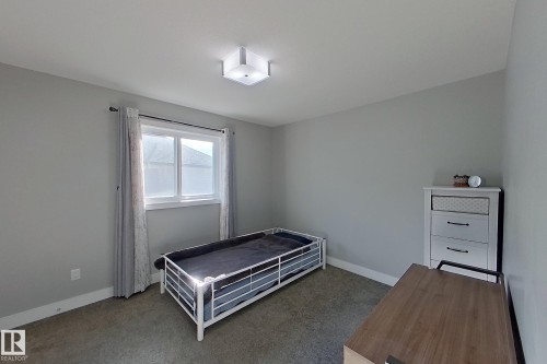 1304 165 Street Sw, Edmonton, AB 